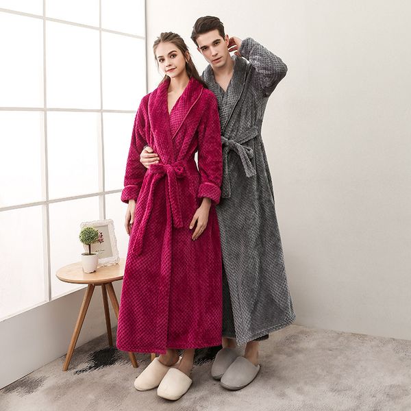 

autumn and winter thicken warm flannel nightgown long section men and women couple pajamas new bathroom bathrobe, Black;red