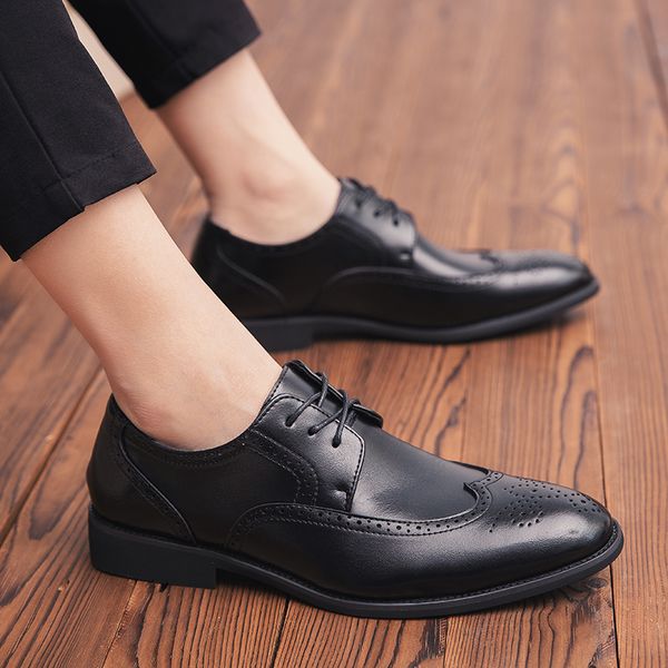 

plus size mens casual business office formal dress soft leather brogue shoes carving bullock shoe pointed toe lace-up sneakers, Black