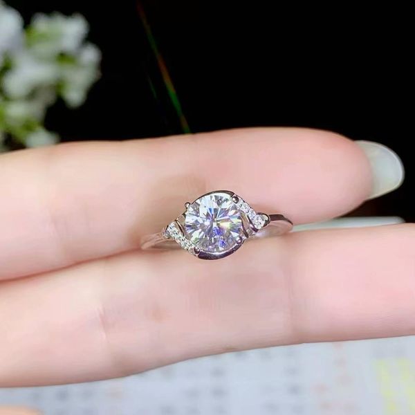 

moissanite personality design new ring, 925 sterling silver, sparkling, 1 2 diamond d vvs1, Golden;silver