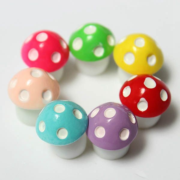 

mini cute mushroom flower pot garden resin creative decorationflat base in the stems holds the little mushrooms securely in the soil