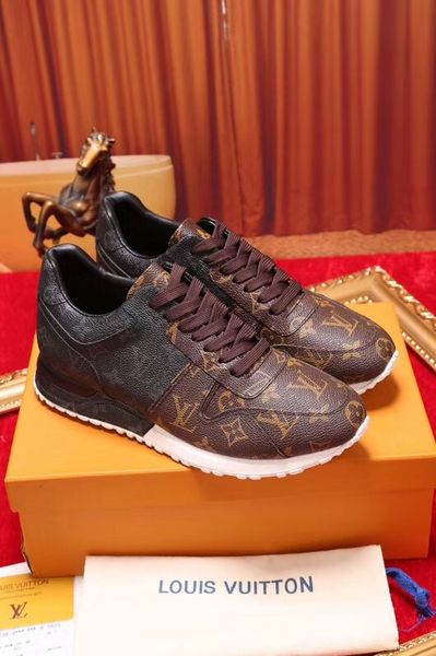 

2019 new luxury leather ca ual hoe women de igner neaker men hoe genuine leather fa hion mixed color original box