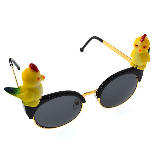 

2019 lady gold baroque sunglasses brand metal retro black frame beach metal chain bird round sun glasses for woment show glasses, White;black