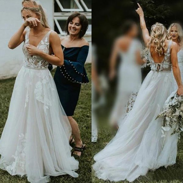 

country garden wedding dress deep v neck backless lace appliques a line beach bridal gowns vestidos de noiva, White