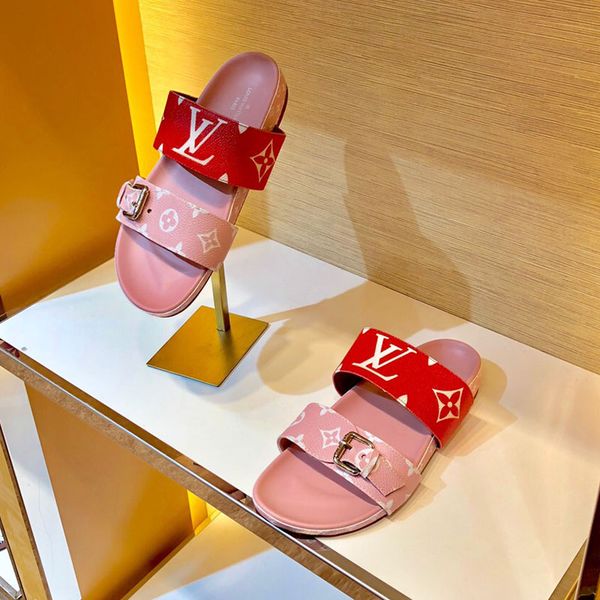 

Fashion luxury designer women flip flops superstars Print real leather flat sandals for women Classic casual shoes Sand drag high quality