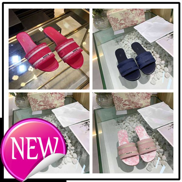 

wholesale new dazzle flowers women designer slippers flat bottom embroidery sandal floral brocade striped beach causal sandals, Black
