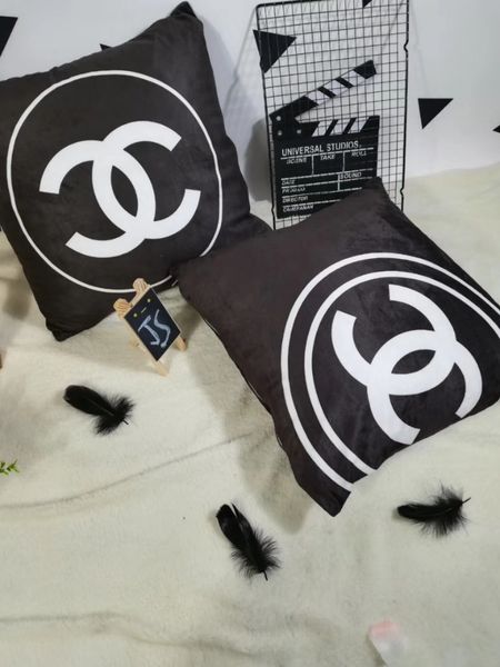 

creative design new pillow case decoration 50*50cm fashion pillow fashion brand pillows (no pillows