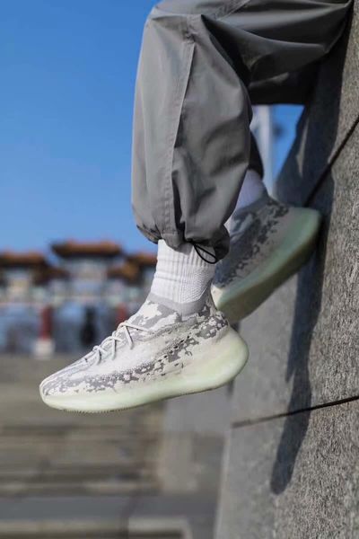 

2020 мужчины чужеродные 380 кроссовки женщины static hyperspace глина истинные форма сливочный крем спортивные кроссовки