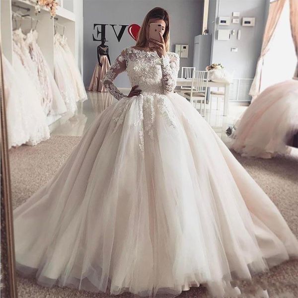

new design princess ball gown wedding dresses 2020 vintage sheer long sleeves appliqued puffy tulle arabic bridal wedding gowns, White