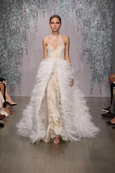 

2019 new lace wedding dresses with feather overskirt mermaid sheer jewel neckline backless bridal gowns monique lhuillier wedding dress, White