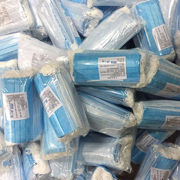 

в налиии на кладе,паке из 50 одноѬазове маки дл лиа плезаине 3-лойне