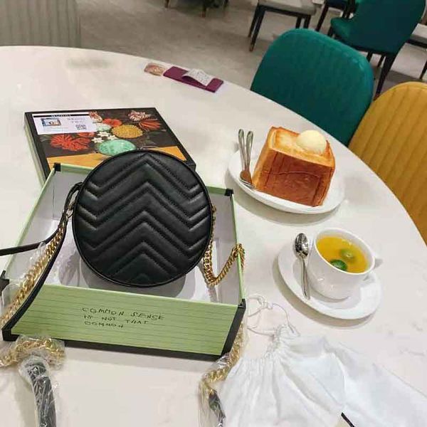 

2019 brand fashion luxury designer woman bags fashion bags with one shoulder casual inclined shoulder bag round cakes packages
