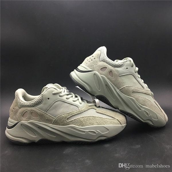 

2019 salt 700 v2 wave runner kanye west running shoes 3m designer suede glow in dark basf athletic sports trainers with