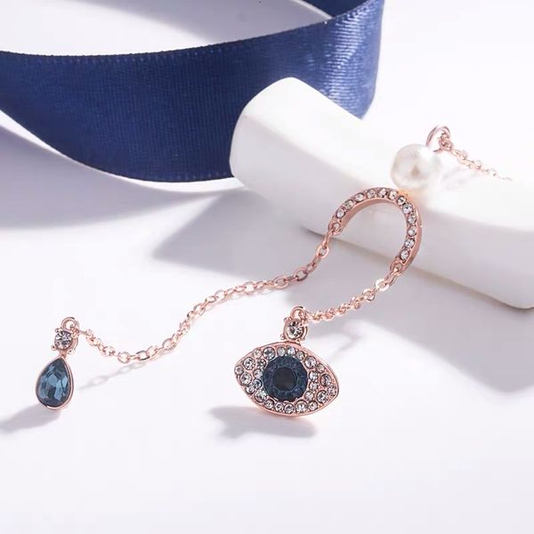 

fashion- new european and american sterling silver simple devil's eye necklace