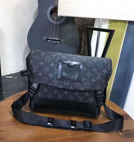 

high quality Designer Mens Bag Limited Edition One Shoulder Messenger Bags Fashion Business Classic Style Mens Bag N190421-2