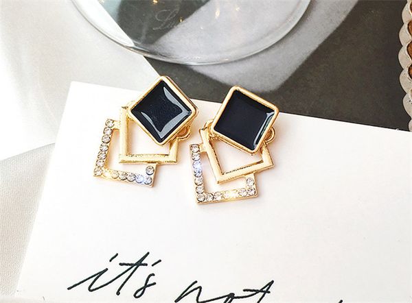 

925 silver needle temperament is contracted earring is cabinet geometry black drip oil water drills ear nail earring is acted the role of