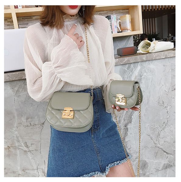 

hong kong style new bag 2019 summer (size) ringer saddle bag fashion chain oblique satchel