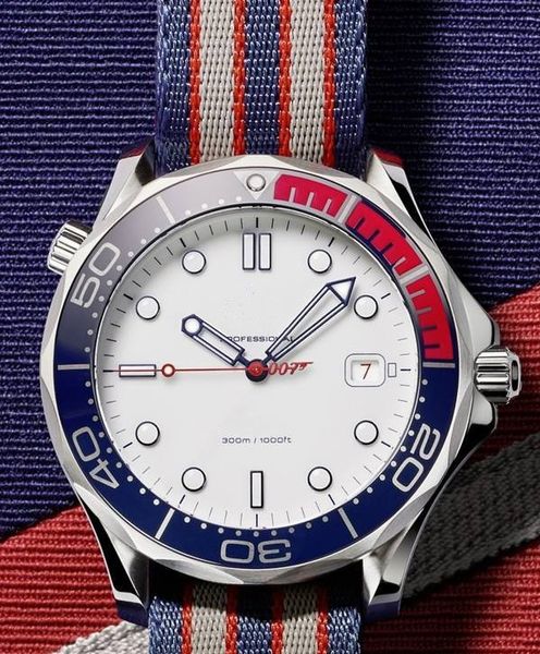 

fashion classic james bond 007 series fabric watchbond men watch ,automatic mechanical luxury 42mm large dial movement designer, Slivery;brown