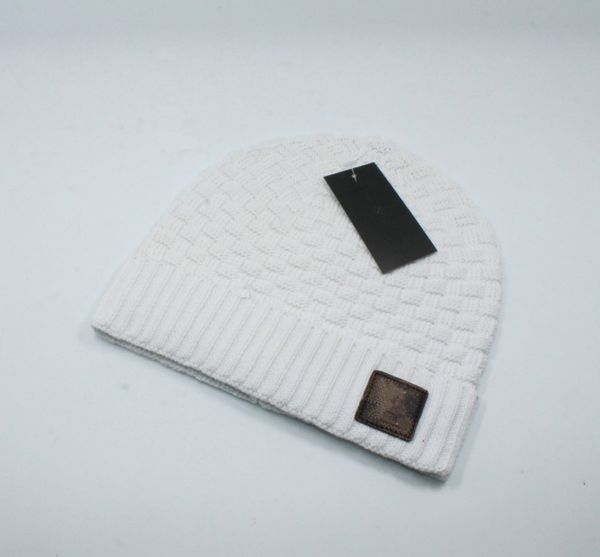 Cappello lavorato a maglia sportivo di marca L e V di moda invernale per uomo e donna Cappello caldo con orlo lavorato a maglia spedizione gratuita