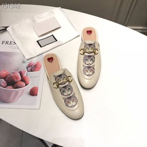 

new fashion slipper lady designer slipper woman womencasual slippers nice summergirl slippers genuine leather flat slippers size 35-40, Black