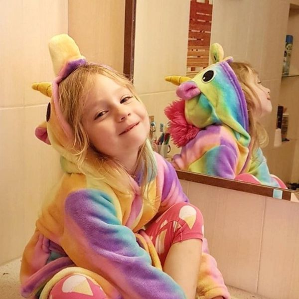 

kids robes flannel cartoon boys girls robes pajamas animal hooded bath robes long tailcoat baby boy bathrobe children sleepwear, Blue;red