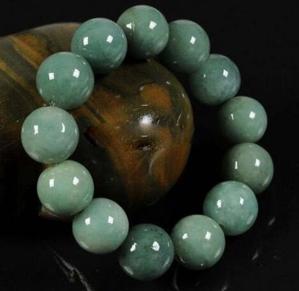 

(green jadeite oil) carved 16-17mm pearl bracelet, Black