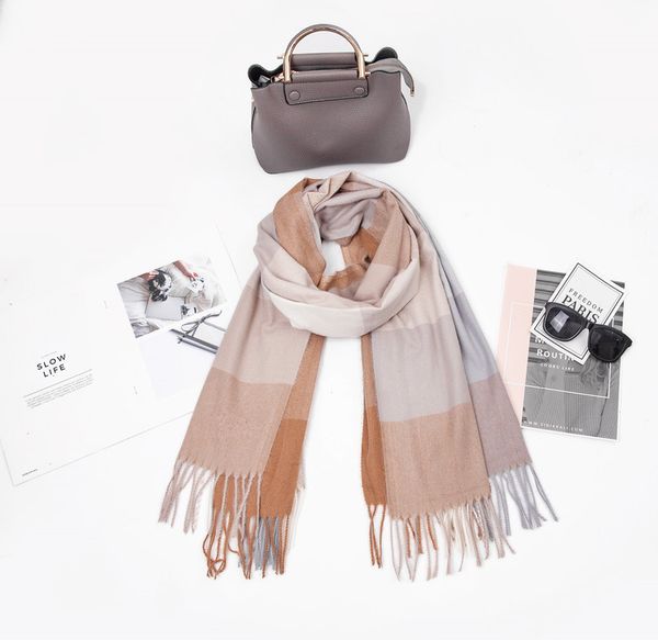 

2019 korean version of the new autumn and winter thorn long tassel big plaid scarf ladies soft thickening bib shawl wholesale, Blue;gray