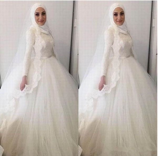 

modern muslim hijab ball gown wedding dresses 2019 high neck lace appliques beads dresses dubai arabic lace wedding bridal gowns m81, White