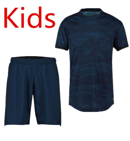 

2019 2020 kids, Black;blue