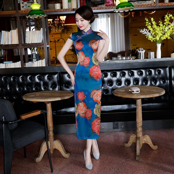 

long cheongsam 2019 summer vintage chinese style dress fashion womens rayon qipao slim party dresses button vestido, Red