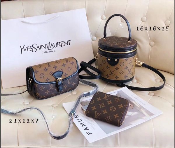 

2020 ladies classic cartoon handbag ladies new classic wild shoulder bag women's leather business bag leather cylinder bag three-piece