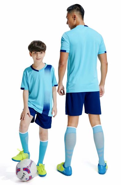 

discount men training football sets with shorts uniforms reversible football jerseys for that home and away look kits sports b08-19, Blue;black
