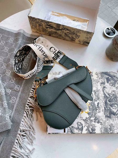 

19ss редизайна женщин кожаных saddle bag сумка сумка способ мешки плеча сударыня мешок посыльных тотализаторы кошелек crossbody мешок с широ