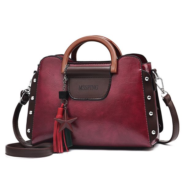 

2020 new fashion luxury women pu leather handbags vintage rivet tassel messenger bag for female ladies shoulder bag sac a main