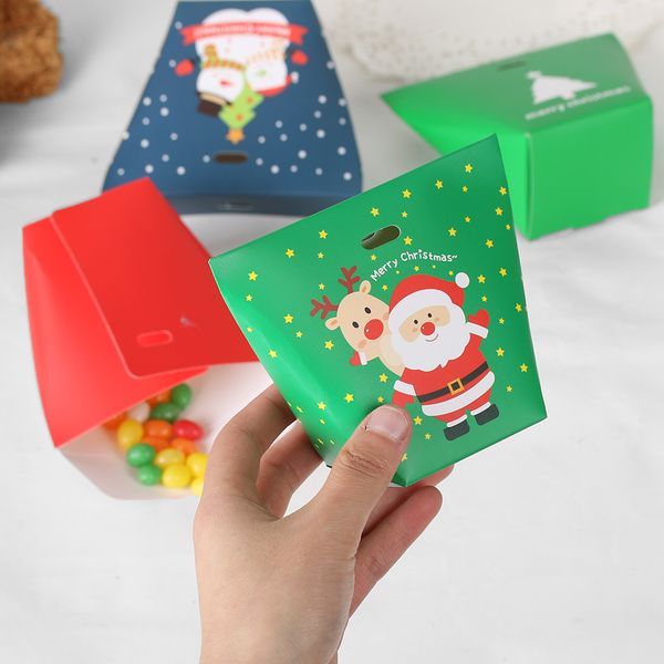 

5pcs/pack christmas pattern paper gift bag xmas candy carrier present boxes without ribbon xmas party decor candy storage bag