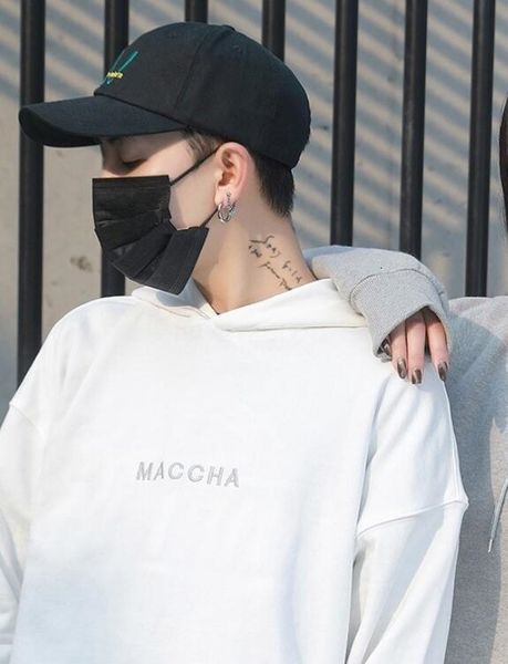 

в наличии! 3 слоя facedust ear loop filter маски против загрязнения non маска одноразовые woven черный белый безопасный дышащий tl