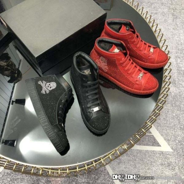 

luxury designer low cut suede spike sneakers men leading the trend shoes upper metal rivet design side classic skull size 38-44, Black