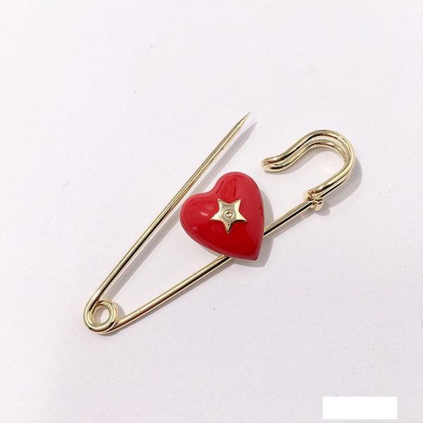 

fashion red heart gold brooches luxury star graphics brooch mens womens brooches fashion hip hop jewelry couple gift, Gray