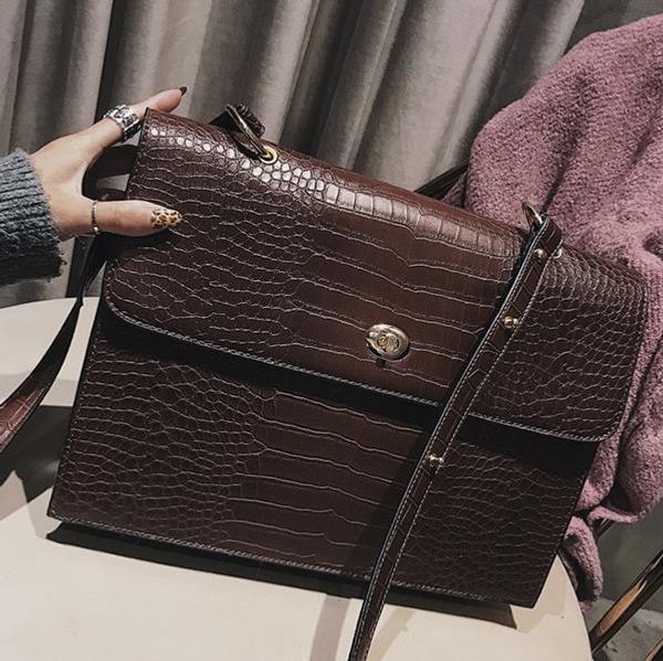 

luxury 2019 fashion designer solid color classic retro portable square bag large capacity pu slung shoulder bag ing