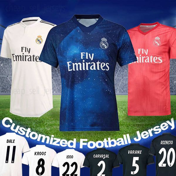 

7 Ronaldo Juventus Jersey Men Youth 9 Higuain 10 Dybala 11 Costa 17 Mandzukic 33 Bernardeschi Soccer jersey