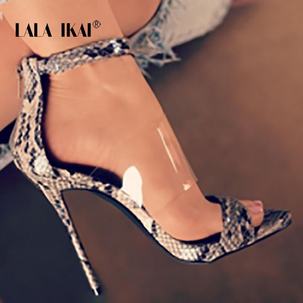 Großhandel LALA IKAI 2018 Schlange Muster High Heels Sandalen Sommer Transparent PVC Frauen Sandales Rom Knöchelriemen Femme Pumps 014C1058 49 Von Großhandel LALA IKAI 2018 Schlange Muster High Heels Sandalen Sommer Transparent PVC Frauen Sandales Rom Knöchelriemen Femme Pumps 014C1058 49 Von
