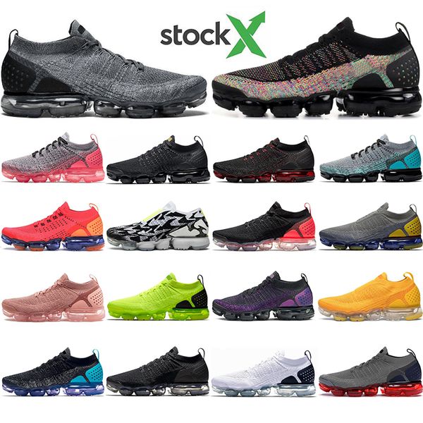 

бесплатный носок 2020 качество мужчины женщины тренер дизайнер спортивные кроссовки 2.0 тройной черный белый cny gunsmoke черный металлическ