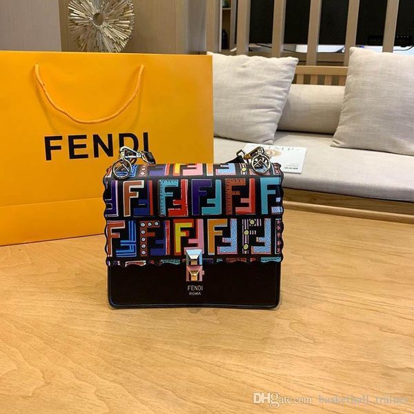 

Для женщин Luxury KAN I F Small Shoulder Bag Mix Цвет кожи Мода сумки Женщины Верхняя ручка сумки Цепь платье Тотализаторы с коробкой