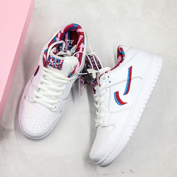 

2019 new relea e parra b dunk low kateboard hoe men women white blue red fa hion de igner neaker ize 36 45