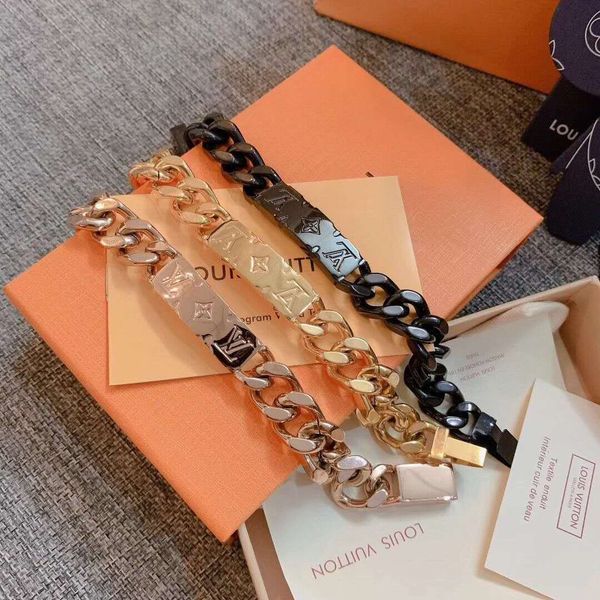 

2020 fashion brand womans beacelets for women wrap cuff slake alloy bracelets alloy buckle fashion nature jewelry with box, Silver