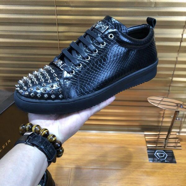 

high spiked toe casual flats graffiti luxury shoes new for men and women party designer sneakers famous brand casual shoes 38-44 1354039, Black
