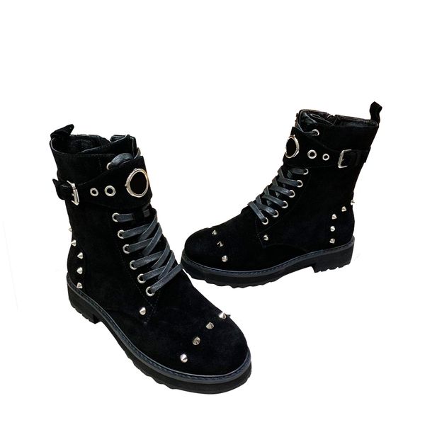 

2019 new net red same paragraph fashionable women 8-inch black boots size 35-41 factory direct original packaging