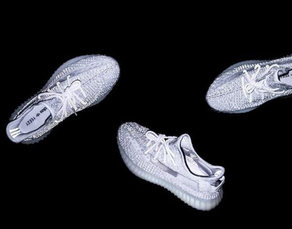 

Gid 2019 glow in the dark clay true form hyper pace men ca ual hoe tatic women port neaker de igner trainer ize 5 13