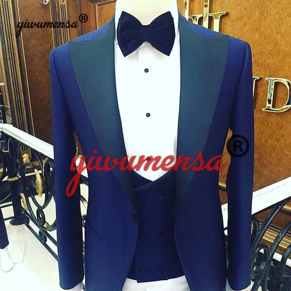 

new brand design men real wedding suits 2019 groomsmen white shawl lapel groom tuxedos mens tuxedo wedding/prom suits 3 pieces, White;black