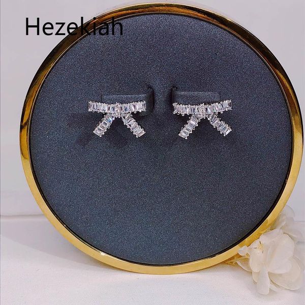 

hezekiah 925 tremella needle lady noble colored zircon earrings bow eardrop luxurious fashion shiny dance party ing, Golden