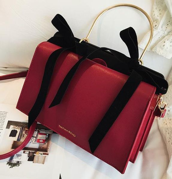 

ready to ship 2020 three-dimensional trapezoidal generous bag double bowknot one shoulder diagonal portable female bag
